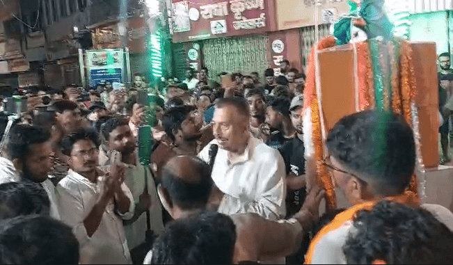 आधी रात का तिरंगा: पूर्णिया का झंडा चौक, जहां आज़ादी की सांसें अब भी गूंजती हैं