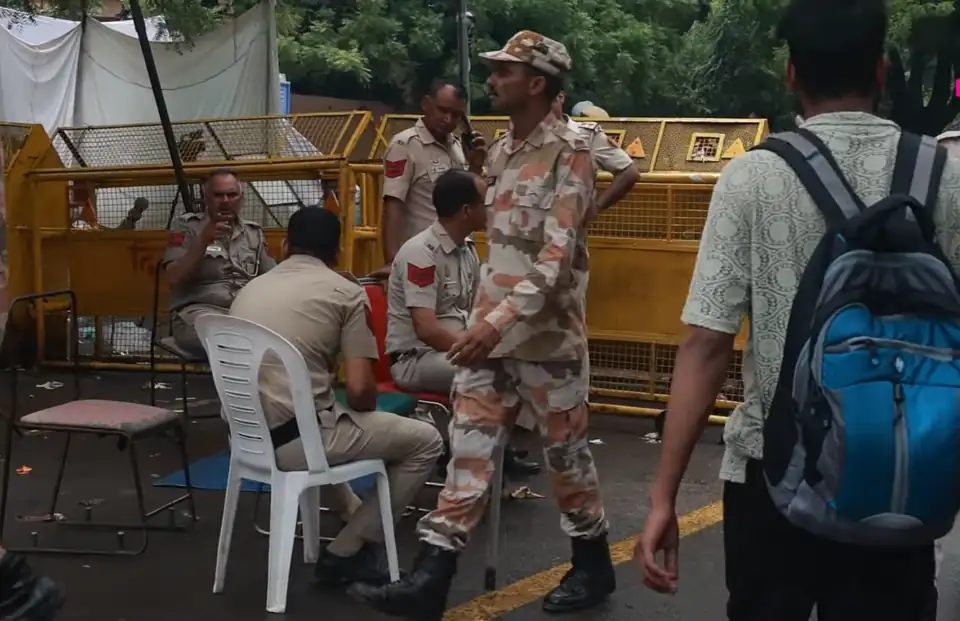 दिल्ली के जंतर मंतर पर आंदोलन की हलचल फिर तेज़